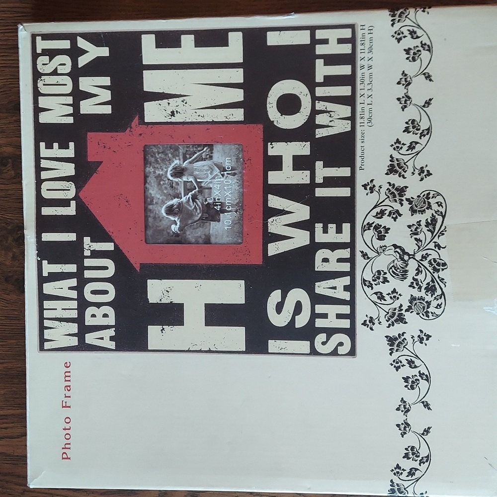 NWT Home Decor Photo Frame (Cracker Barrel)